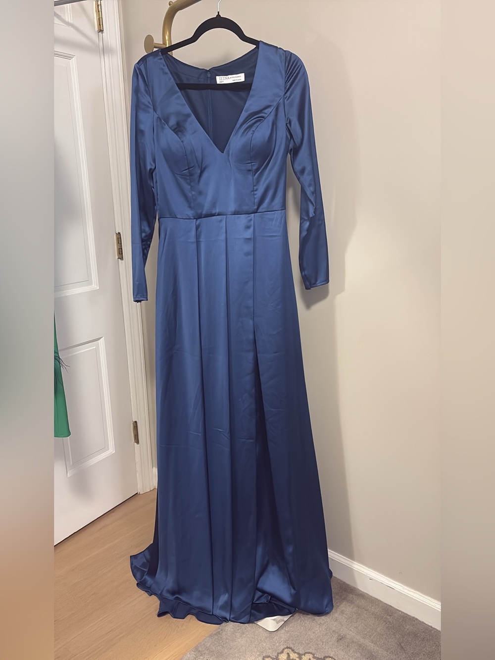 Mac Duggal Sapphire Satin Long-Sleeve Gown